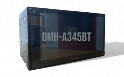 PIONEER DOUBLE DIN CAR RADIO/USB/BT