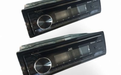 JVC RADIO/CD RECEIVER/RECEPTEUR CD CON C